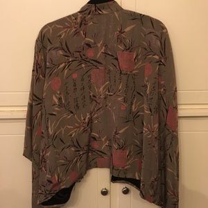 Kimono type jacket blouse